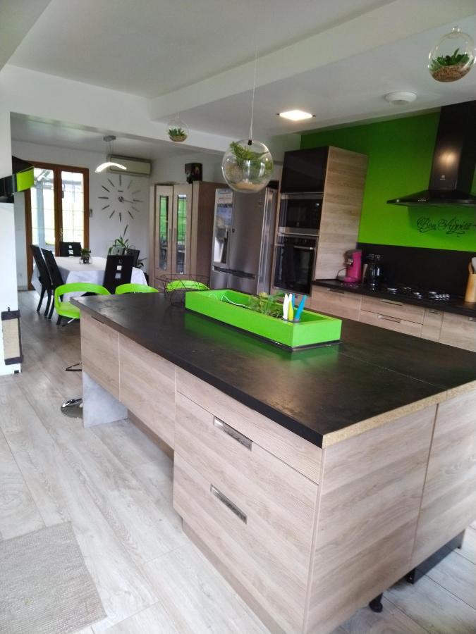 Agreable Chambre Double Avec Salle D'Eau Privative Le Mesnil-Theribus Dış mekan fotoğraf